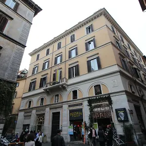 Konukevi Navona